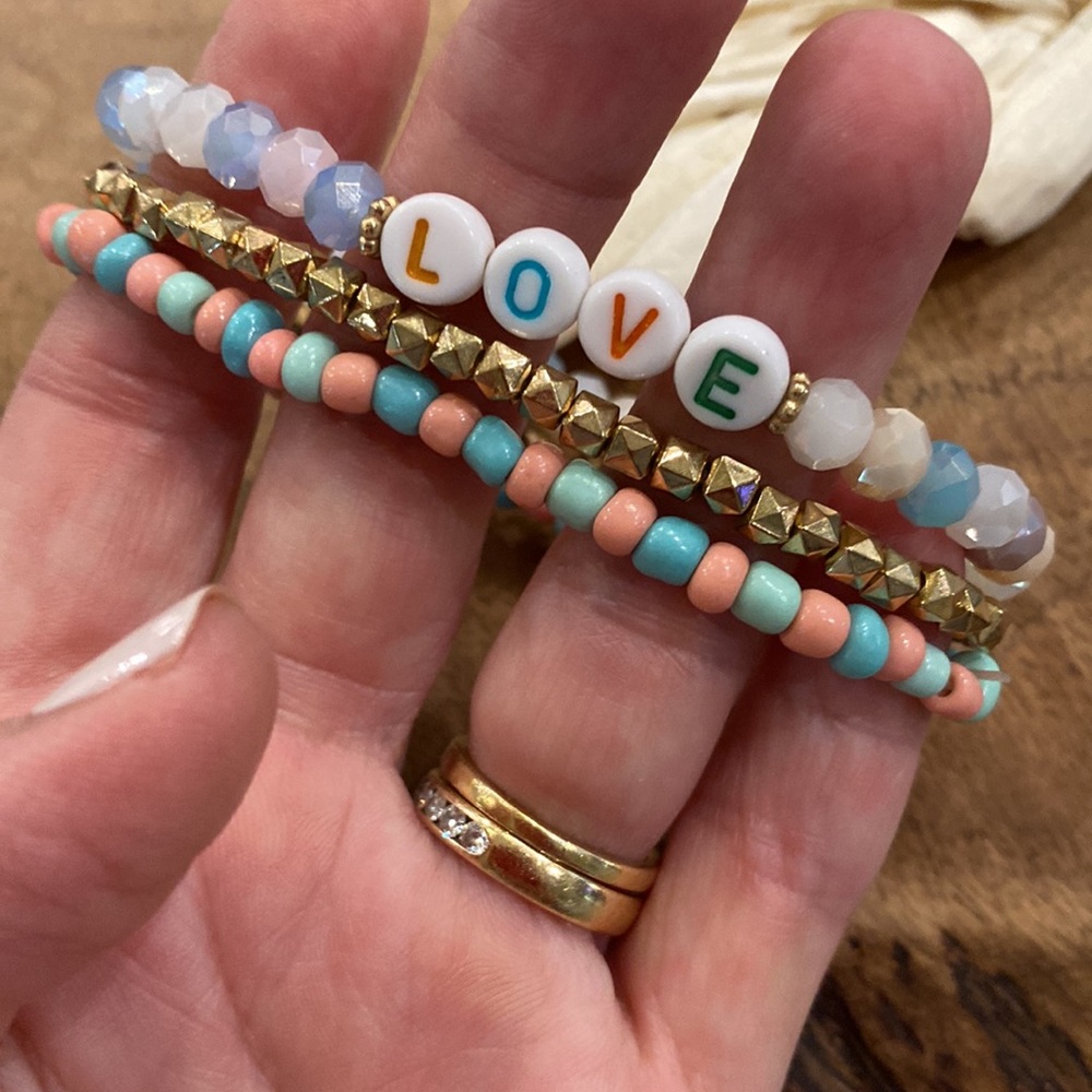 Beaded “LOVE” Bracelet Stack - Picture 5 of 5